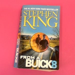 Paperback book From A Buick 8 by Steven King 2002